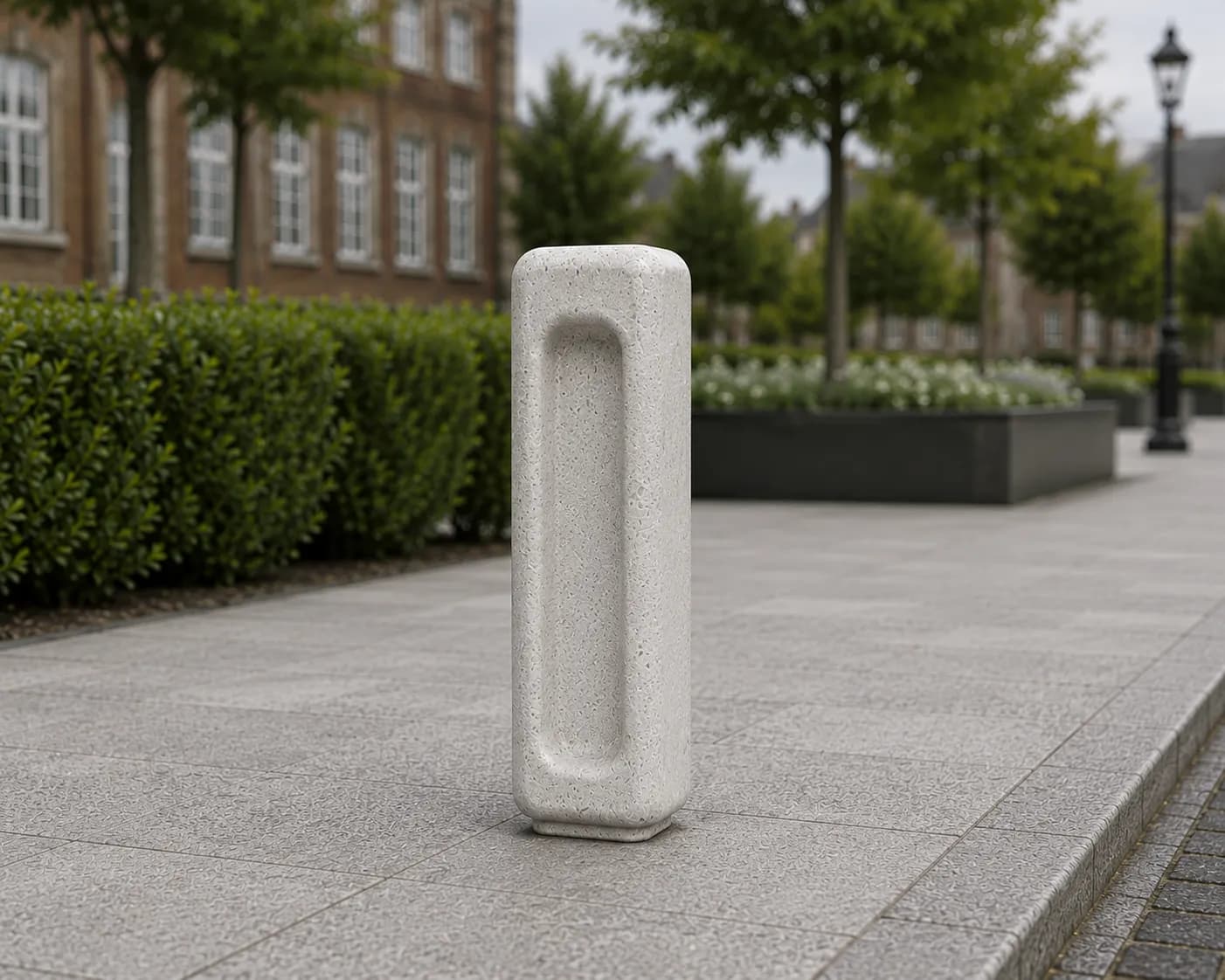 Halo Bollard Frame — 1